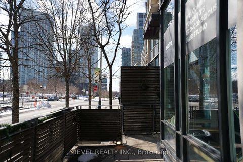 Photo 2 at G05 - 40 Fort York Boulevard, Waterfront Communities C1, Toronto