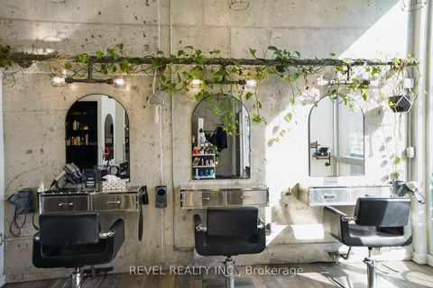 Photo 5 at G05 - 40 Fort York Boulevard, Waterfront Communities C1, Toronto