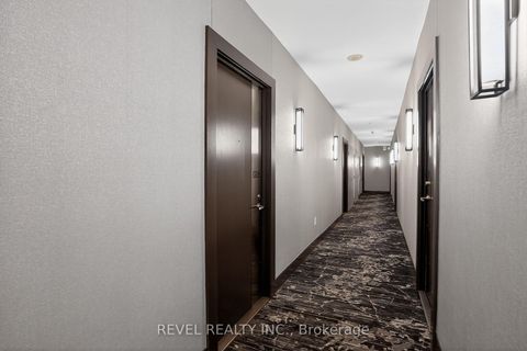 Photo 21 at G05 - 40 Fort York Boulevard, Waterfront Communities C1, Toronto