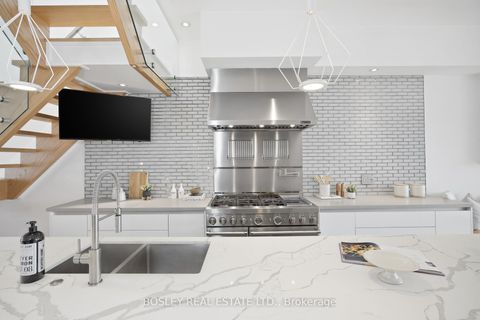 Photo 7 at 132 Aylesworth Avenue, Cliffside, Toronto