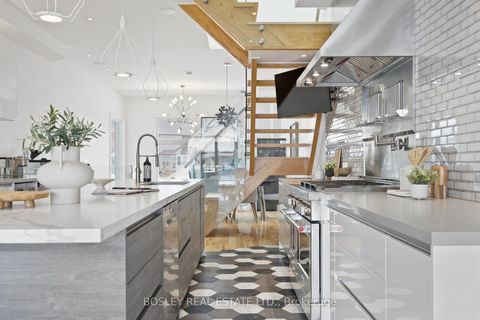 Photo 9 at 132 Aylesworth Avenue, Cliffside, Toronto