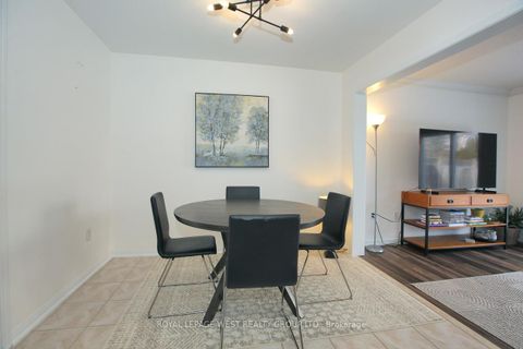 Photo 7 at 104 Kirkland Place, Williamsburg, Whitby