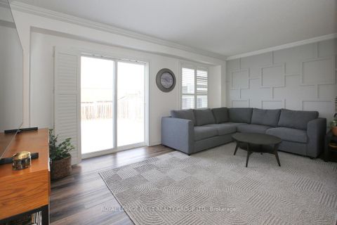 Photo 11 at 104 Kirkland Place, Williamsburg, Whitby