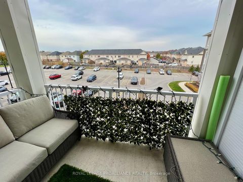 Photo 14 at 302 - 290 Liberty Street N, Bowmanville, Clarington