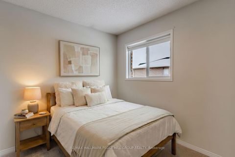 Photo 7 at 79 Girdwood Drive, Holly, Barrie