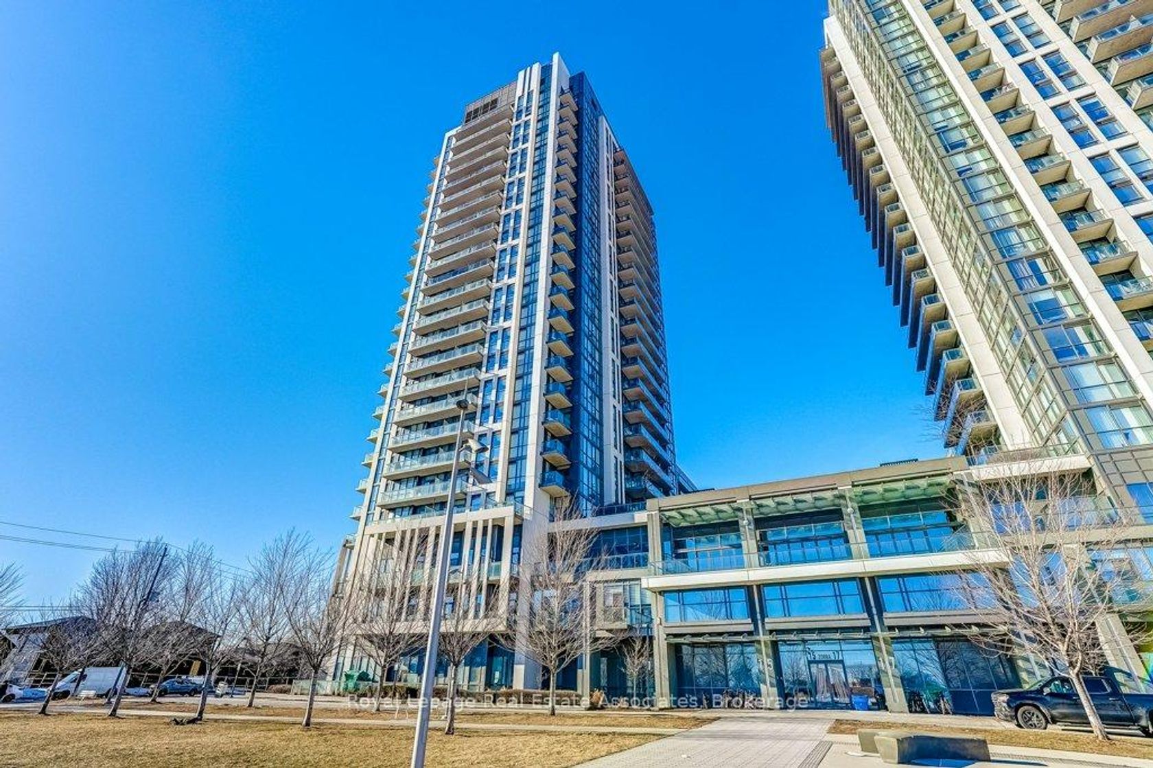 209 - 15 Zorra Street, City Centre West, Toronto 