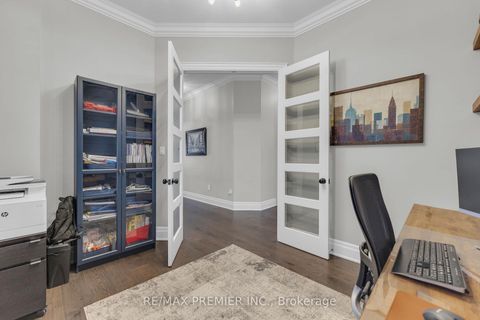 Photo 6 at 14 King Boulevard, King City, King