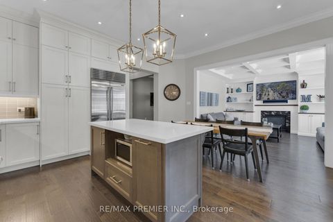 Photo 14 at 14 King Boulevard, King City, King