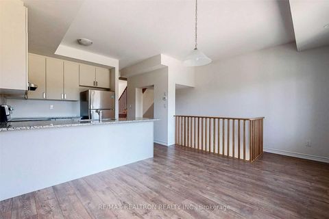 Photo 4 at 73 - 203 Royal Northern Path, Windfields, Oshawa