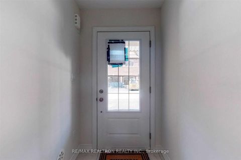 Photo 20 at 73 - 203 Royal Northern Path, Windfields, Oshawa