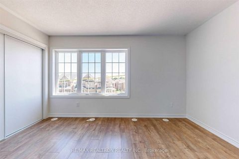 Photo 22 at 73 - 203 Royal Northern Path, Windfields, Oshawa