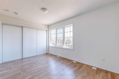 Photo 25 at 73 - 203 Royal Northern Path, Windfields, Oshawa