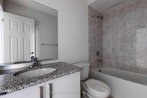 Photo 34 at 73 - 203 Royal Northern Path, Windfields, Oshawa