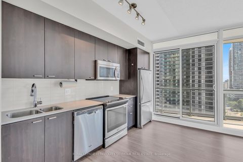 Photo 8 at 1210 - 30 Roehampton Avenue, Mount Pleasant West, Toronto