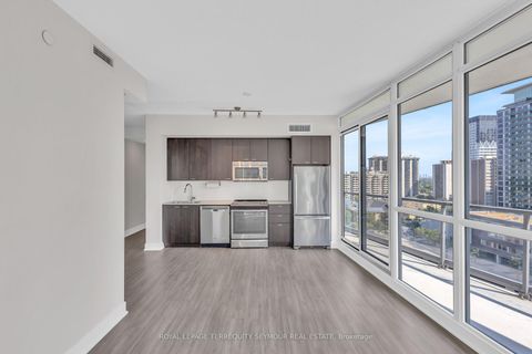 Photo 10 at 1210 - 30 Roehampton Avenue, Mount Pleasant West, Toronto