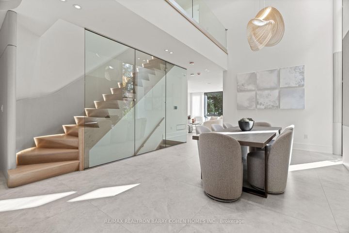 Photo 17 at 39 Chudleigh Avenue, Lawrence Park South, Toronto