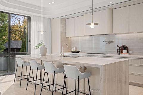 Photo 20 at 39 Chudleigh Avenue, Lawrence Park South, Toronto