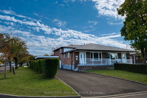 Photo 1 at 3692 Crabtree Crescent, Malton, Mississauga