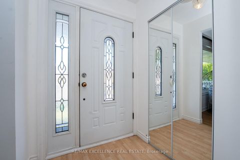 Photo 6 at 3692 Crabtree Crescent, Malton, Mississauga