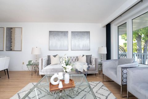 Photo 8 at 3692 Crabtree Crescent, Malton, Mississauga