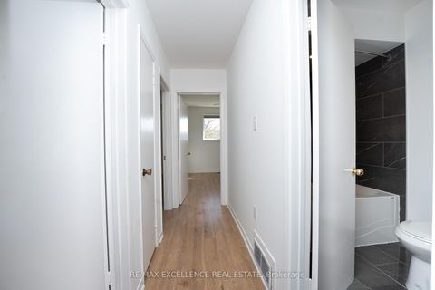 Photo 17 at 3692 Crabtree Crescent, Malton, Mississauga