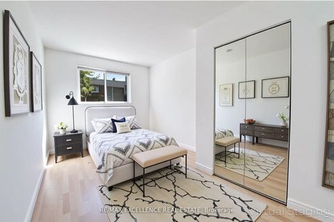 Photo 26 at 3692 Crabtree Crescent, Malton, Mississauga