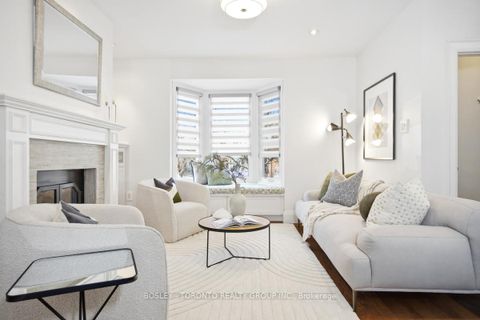 Photo 2 at 209 Springdale Boulevard, East York, Toronto