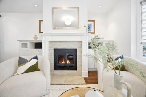 Photo 4 at 209 Springdale Boulevard, East York, Toronto