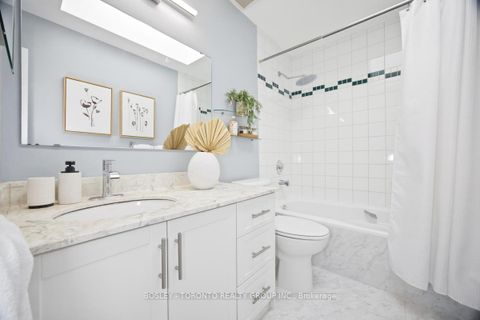 Photo 24 at 209 Springdale Boulevard, East York, Toronto