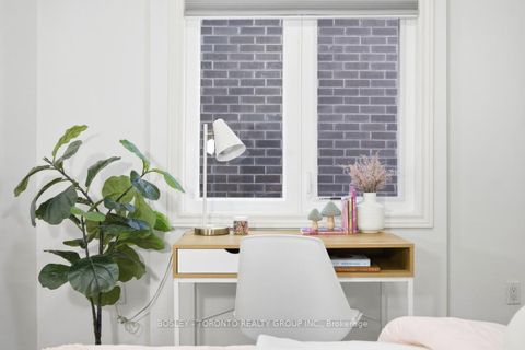 Photo 28 at 209 Springdale Boulevard, East York, Toronto