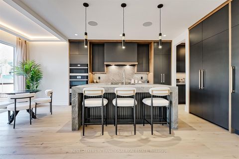 Photo 6 at 27 Inverleigh Drive, Queensway, Toronto