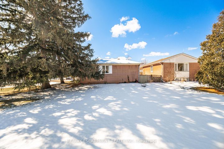 Photo 26 at 487 Wellington Crescent, WO West, Oakville