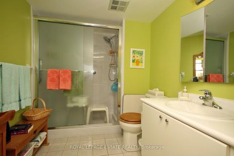 Photo 13 at 529 - 1091 Kingston Road, Cliffside, Toronto