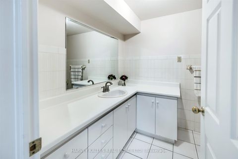 Photo 29 at 113 Cabaletta Crescent, West Woodbridge, Vaughan