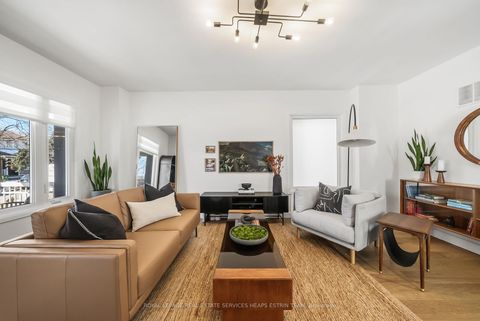 Photo 3 at 237 Silverthorn Avenue, Pellam Park, Toronto