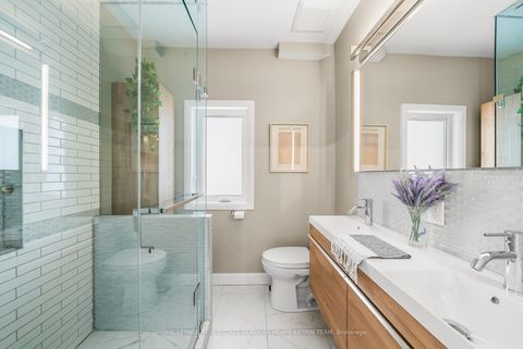 Photo 18 at 237 Silverthorn Avenue, Pellam Park, Toronto