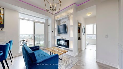 Photo 7 at 726 - 11611 Yonge Street, Jefferson, Richmond Hill