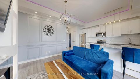 Photo 9 at 726 - 11611 Yonge Street, Jefferson, Richmond Hill