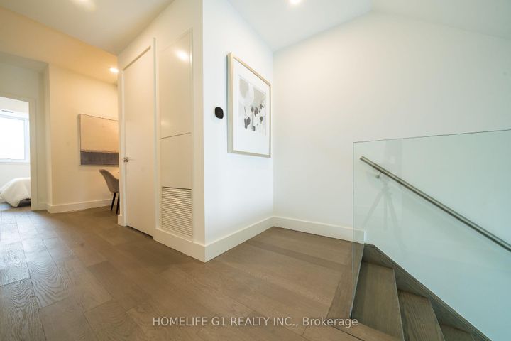 Photo 29 at 116 - 6 Greenbriar Road, Bayview Village, Toronto
