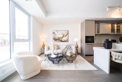 Photo 4 at 116 - 6 Greenbriar Road, Bayview Village, Toronto