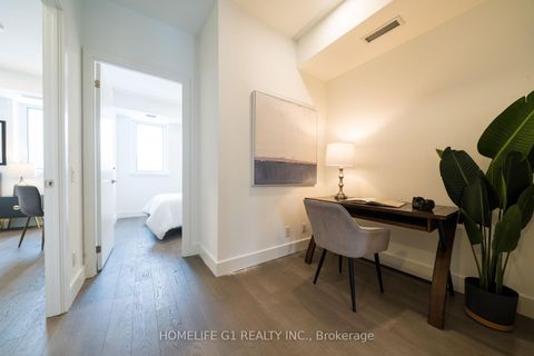 Photo 33 at 116 - 6 Greenbriar Road, Bayview Village, Toronto