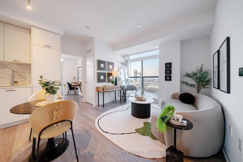 Photo 2 at 1910 - 38 Honeycrisp Crescent, Vaughan Corporate Centre, Vaughan