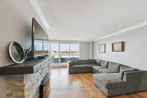 Photo 4 at 412 - 44 Longbourne Drive, Richview, Toronto