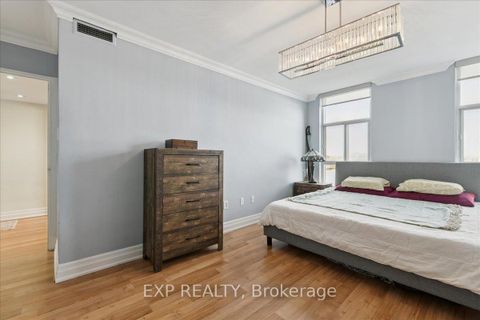 Photo 9 at 412 - 44 Longbourne Drive, Richview, Toronto