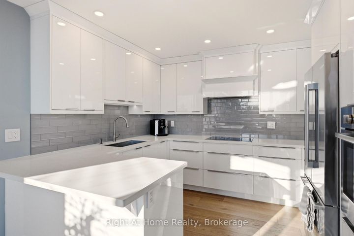 Photo 13 at 603 - 2121 Lakeshore Road, Brant, Burlington