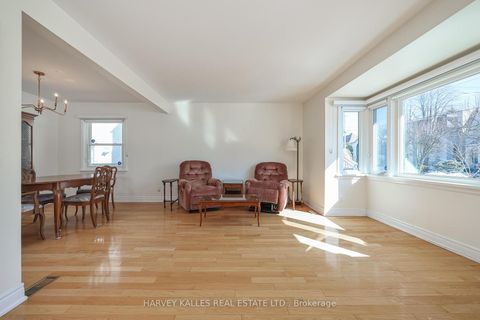 Photo 7 at 380 Brooke Avenue, Nortown, Toronto