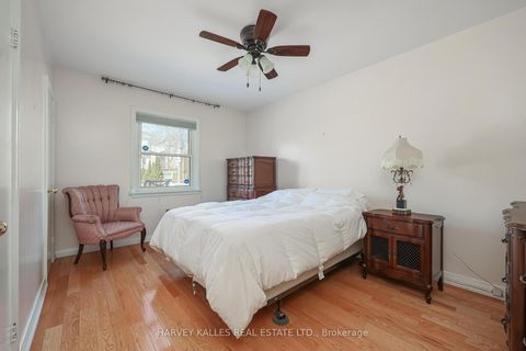 Photo 8 at 380 Brooke Avenue, Nortown, Toronto