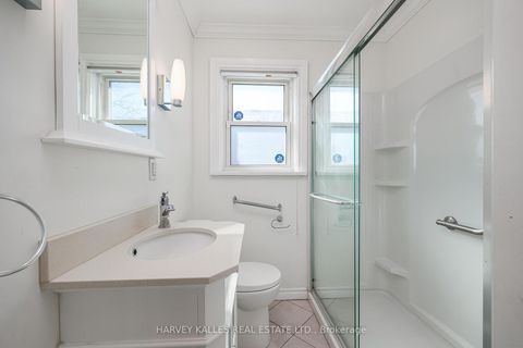 Photo 10 at 380 Brooke Avenue, Nortown, Toronto