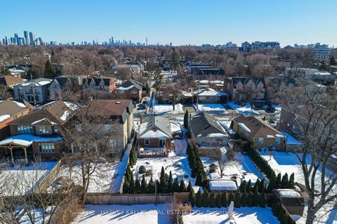Photo 16 at 380 Brooke Avenue, Nortown, Toronto