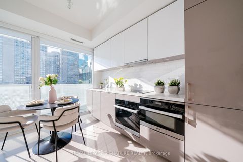 Photo 5 at 711 - 15 Queens Quay E, Waterfront Communities C8, Toronto